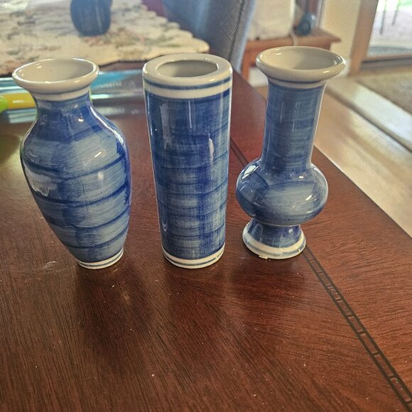 3 Mini Vases - Picture 3 of 3